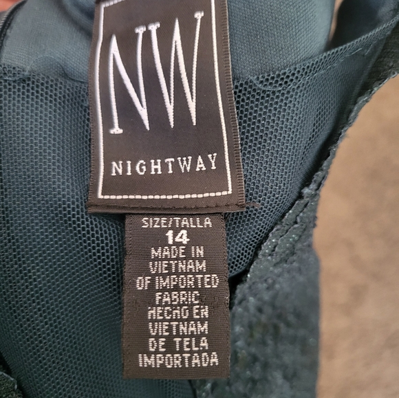 Nightway Green Sequin + Sparkle Mini Dress Size 14 With Mesh for Cleavage , with - Picture 4 of 6